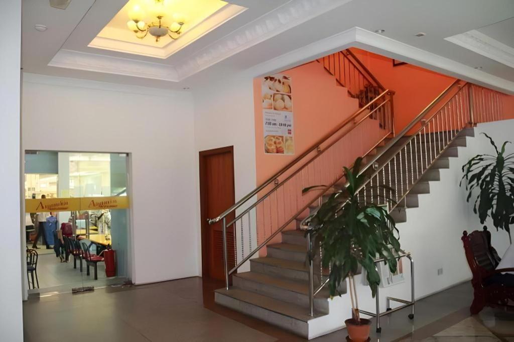 Grand City Hotel Bandar Seri Begawan Exterior photo
