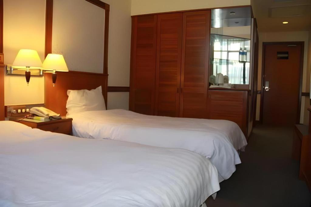 Grand City Hotel Bandar Seri Begawan Exterior photo
