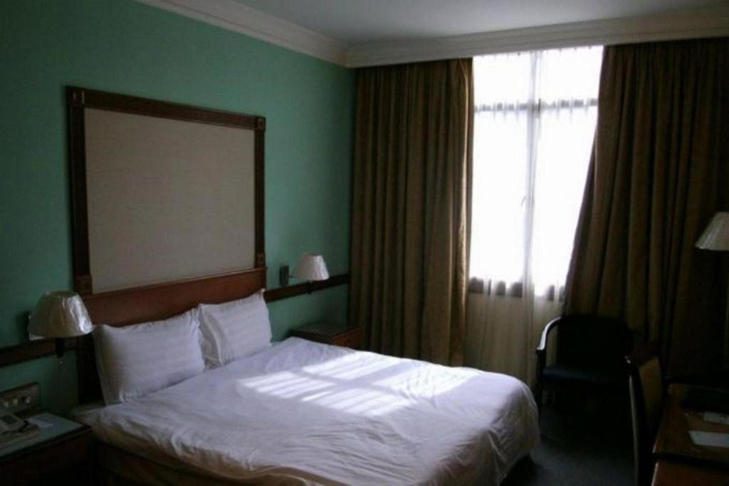 Grand City Hotel Bandar Seri Begawan Exterior photo