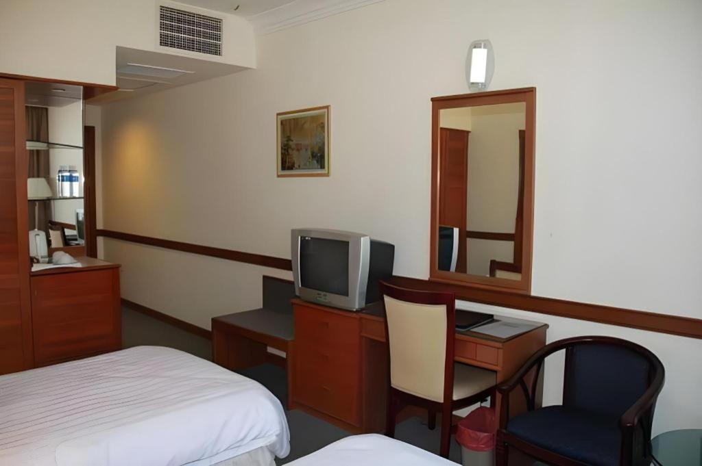 Grand City Hotel Bandar Seri Begawan Exterior photo
